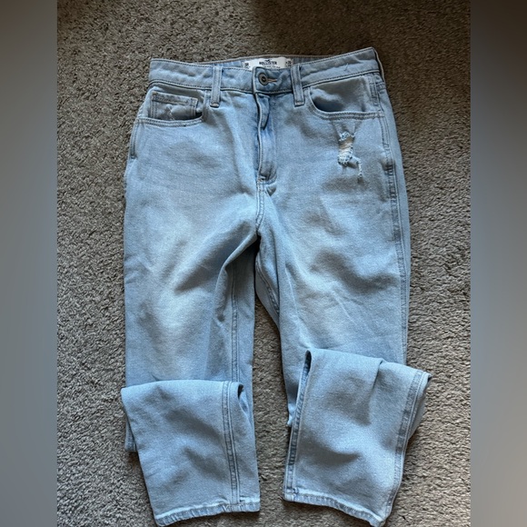 Hollister Denim - Curvy High-Rise Mom Jean (Vintage Stretch)